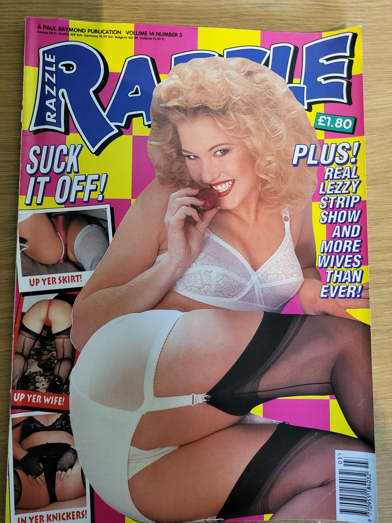 Razzle Magazine Vol 14 No 3