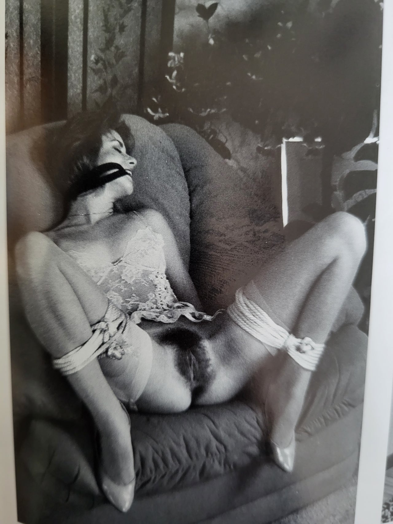 150 Gagged Women Magazine No 4.. US Bondage Magazine