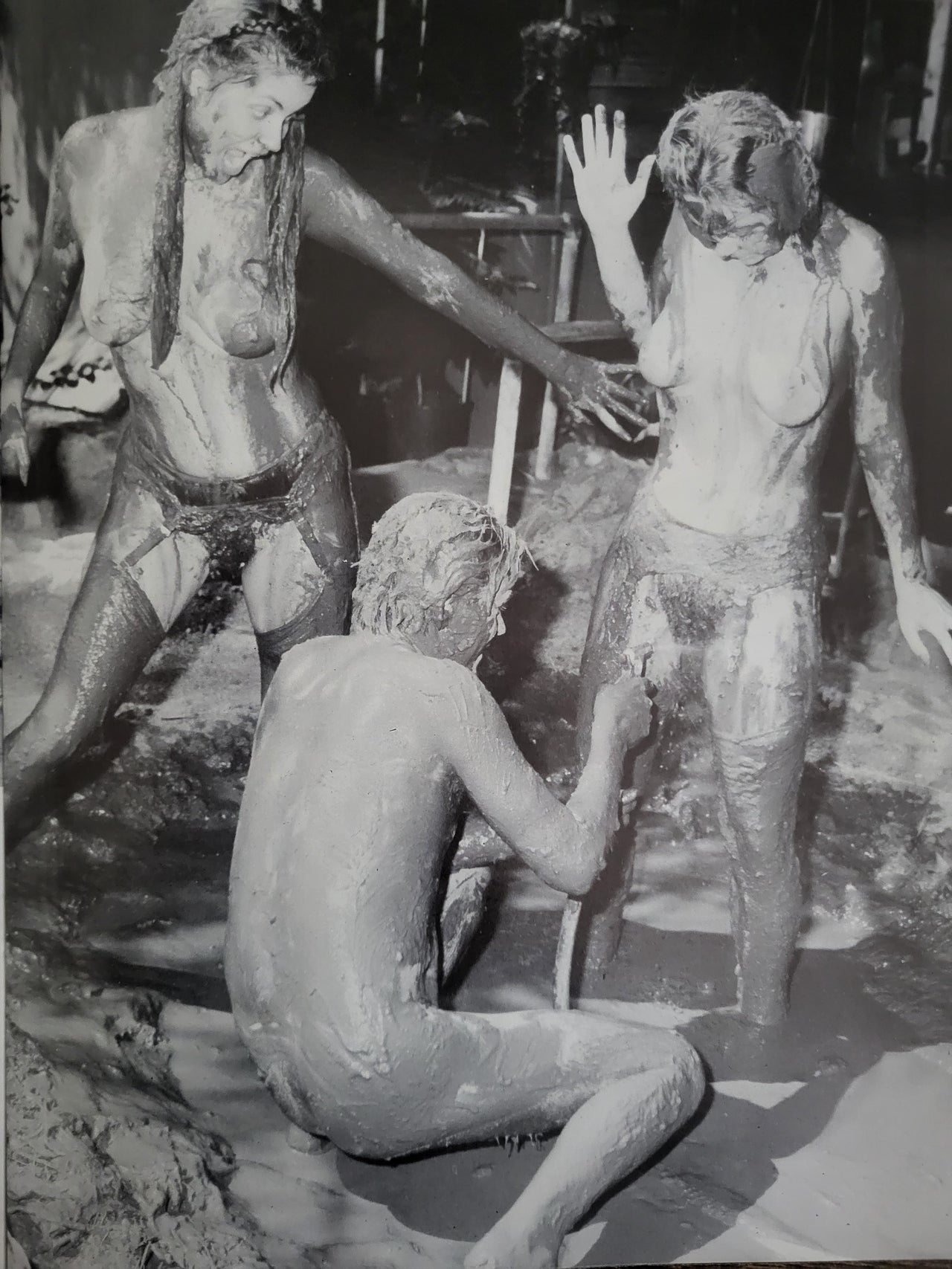 Mud-Cats Magazine Vol 1 No 1.. UK Mud Wrestling Magazine