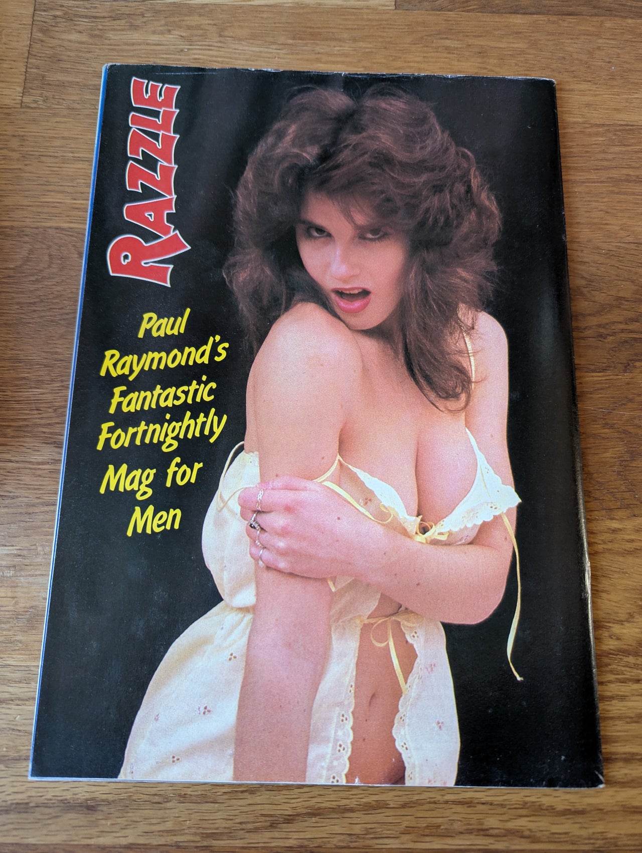 Razzle Magazine Vol 4 No 12