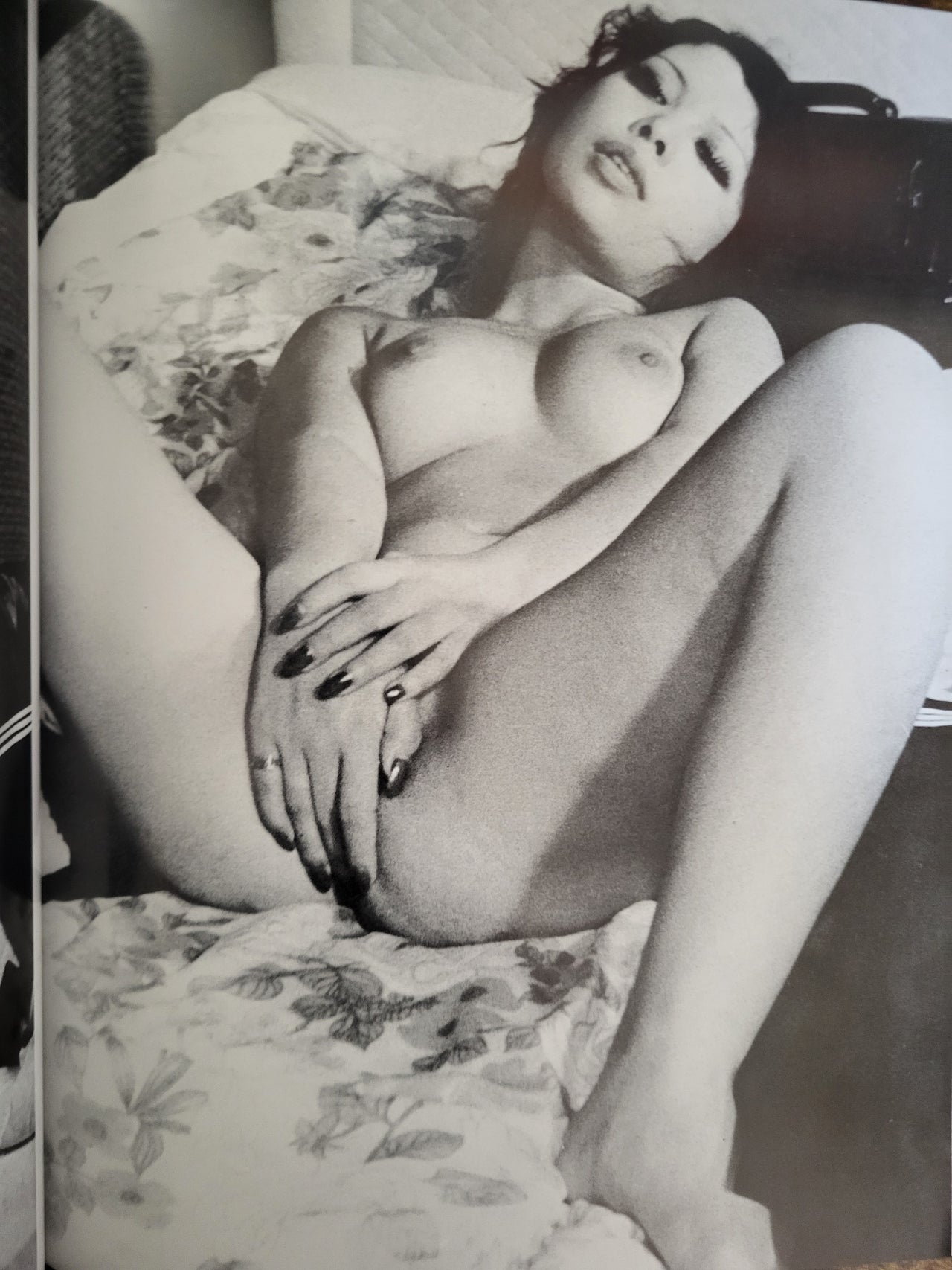 Glamour Girls Of Tokyo Vol 1 Book.. 2019 Collection Of Photos From Classic Japanese Magazines