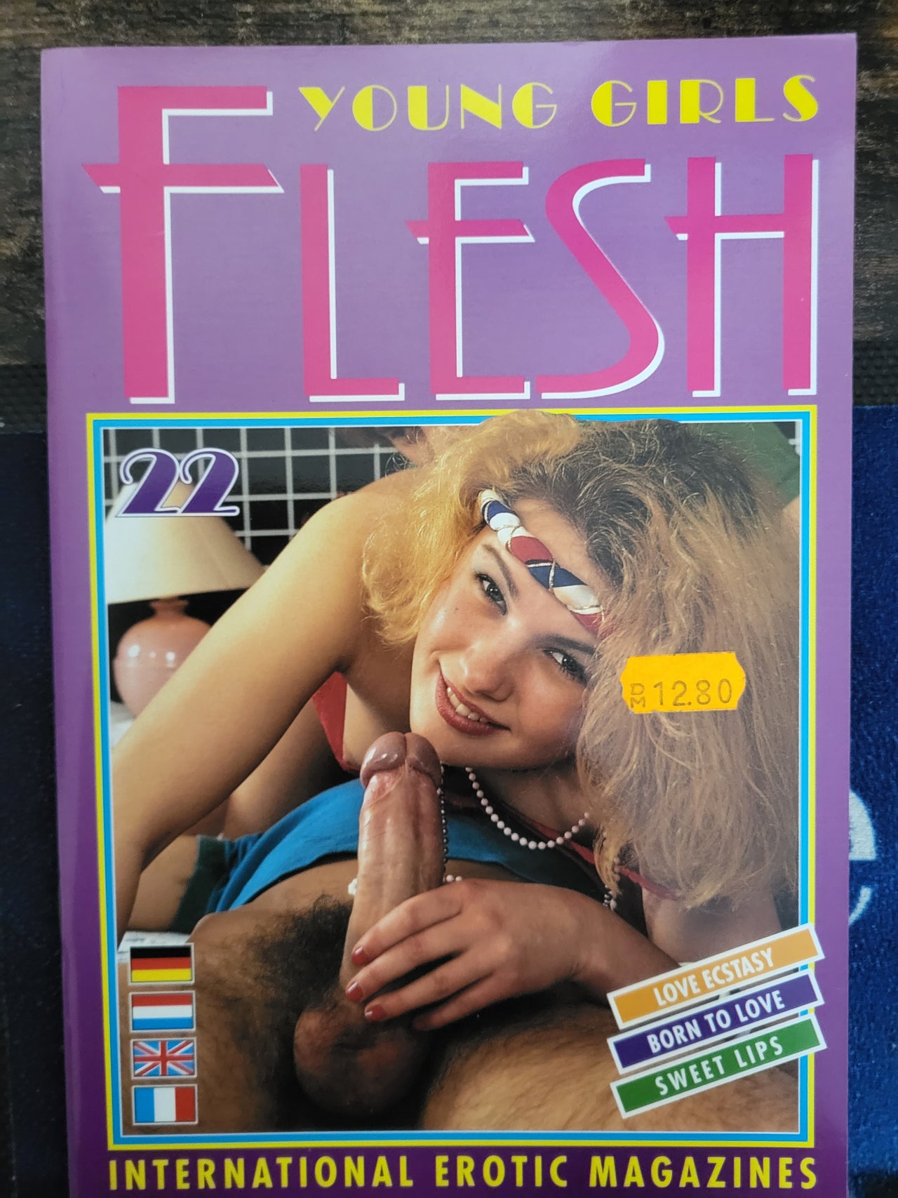 Young Girls Flesh Magazine No 22 Small Format.. German Hardcore Magazine