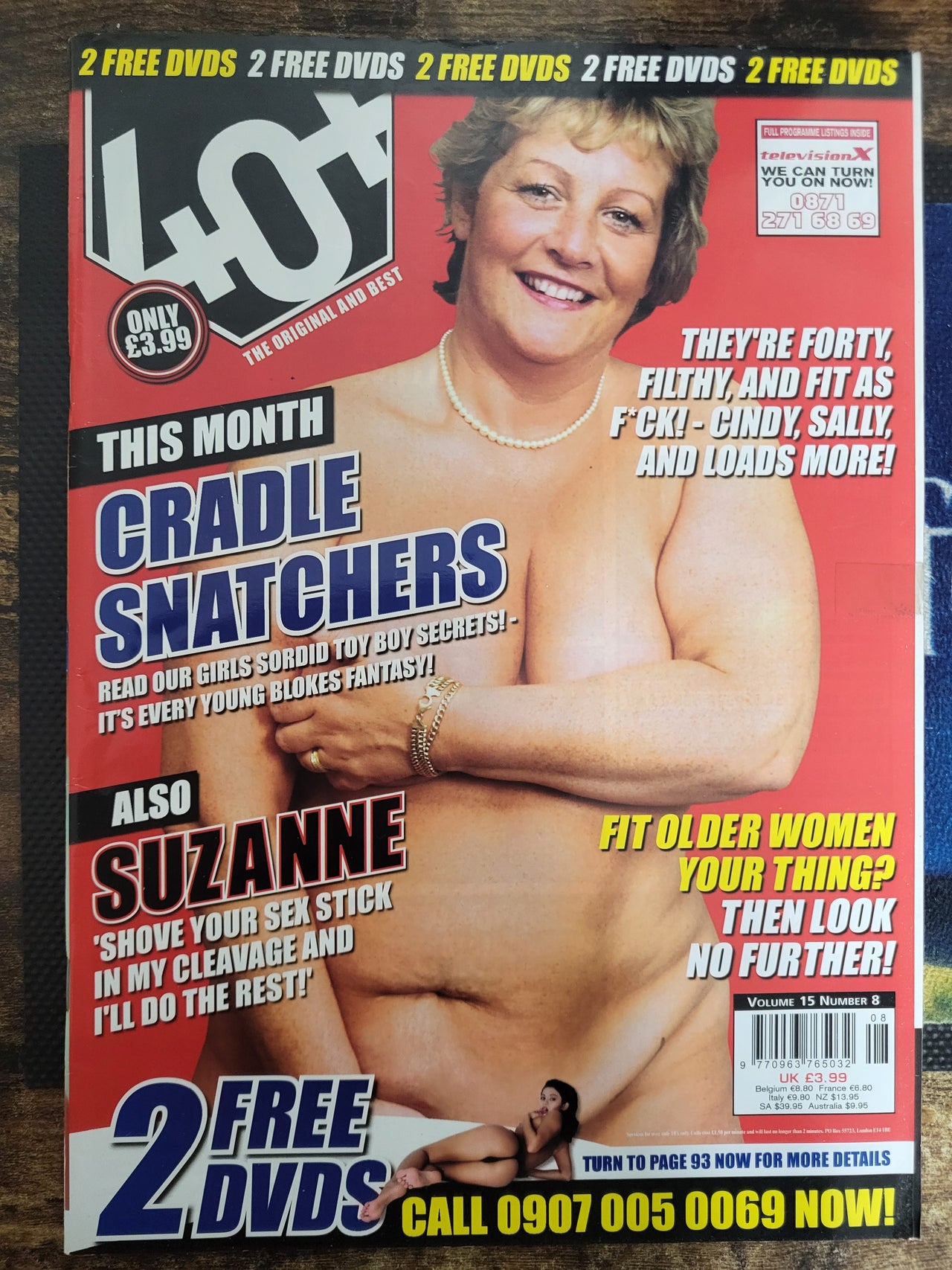 40+ Magazine Vol 15 No 8.. UK Milf Magazine