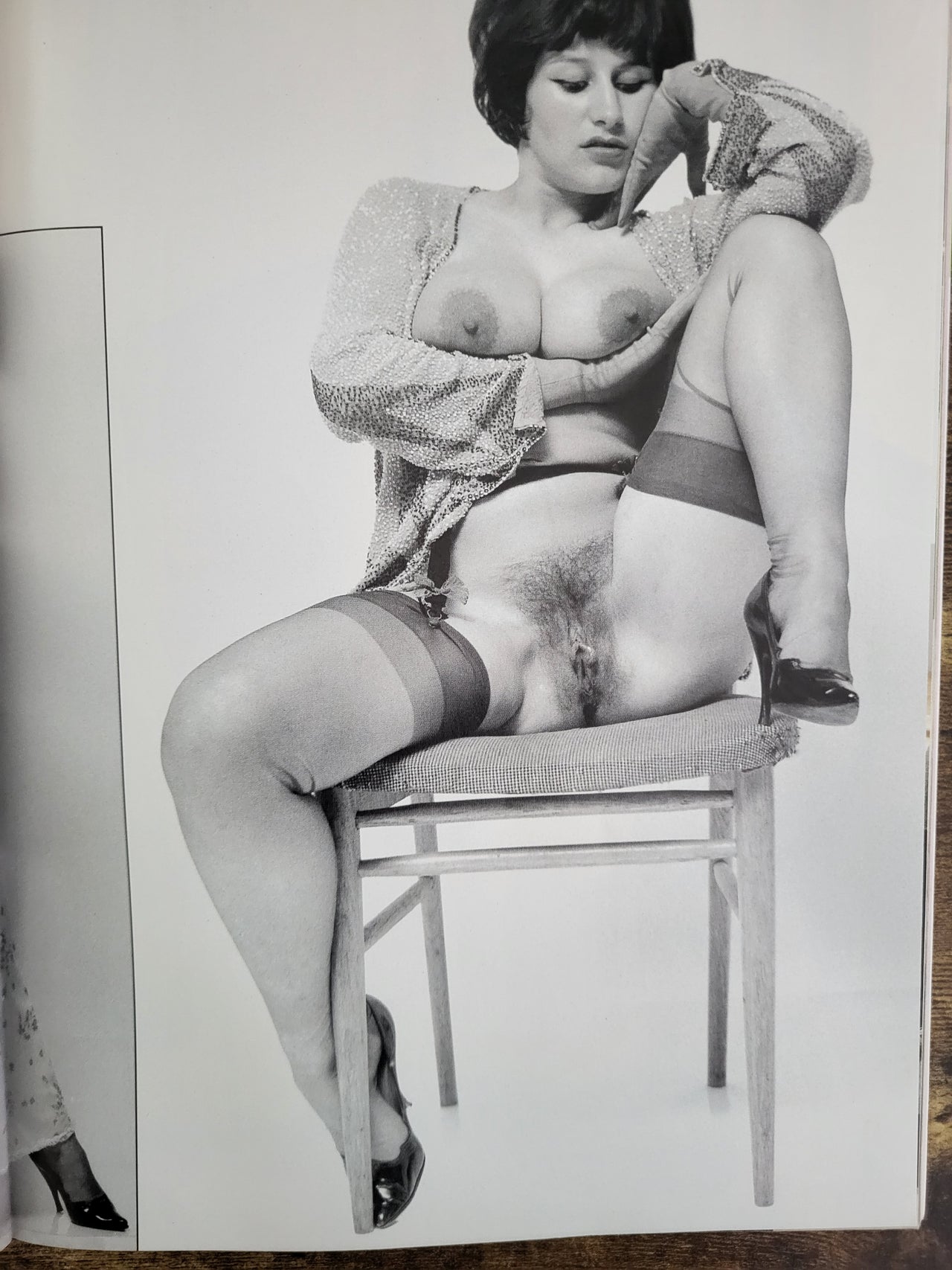 Leg Show Magazine January 2006.. US Leg And Foot Fetish Magazine