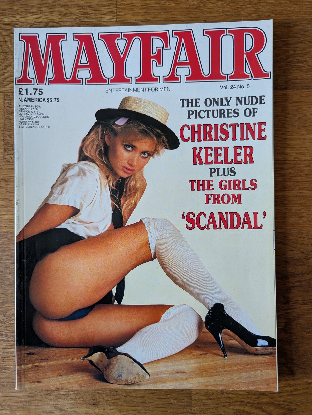 Mayfair Magazine Vol 24 No 5 ... Featuring Susie Student Teacher