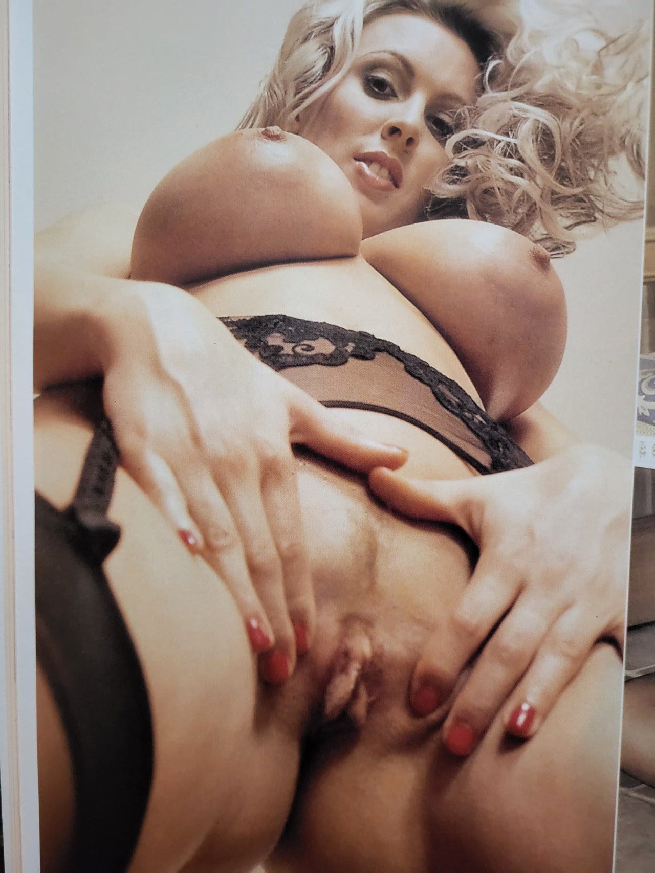 Juggs Magazine November 2004.. US Big Tits Magazine