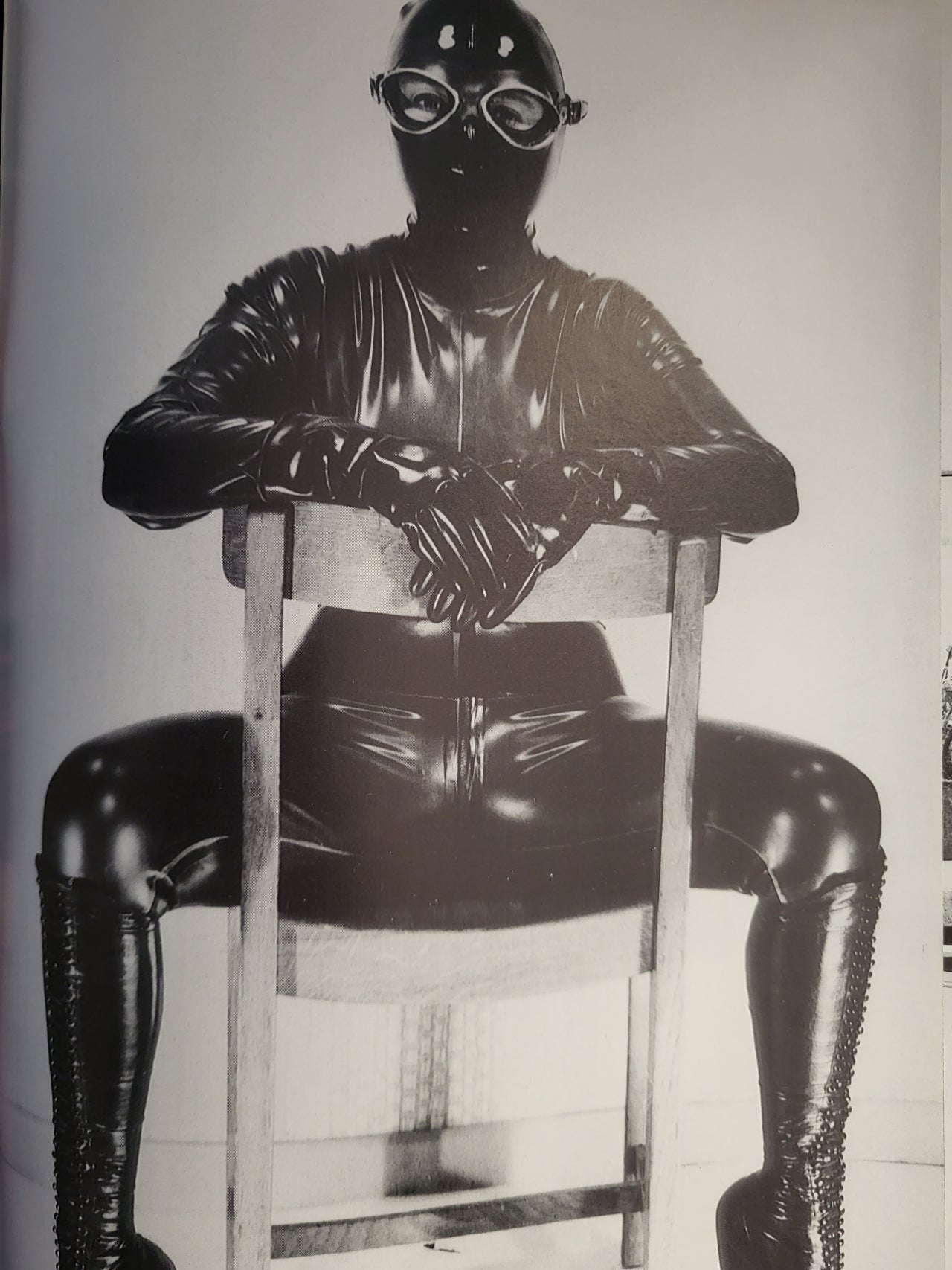 Pussy Cat Magazine No 1 (Relaunch Issue).. UK Rubber Fetish Magazine