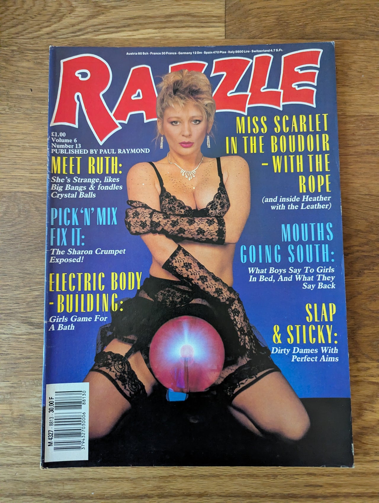 Razzle Magazine Vol 6 No 13
