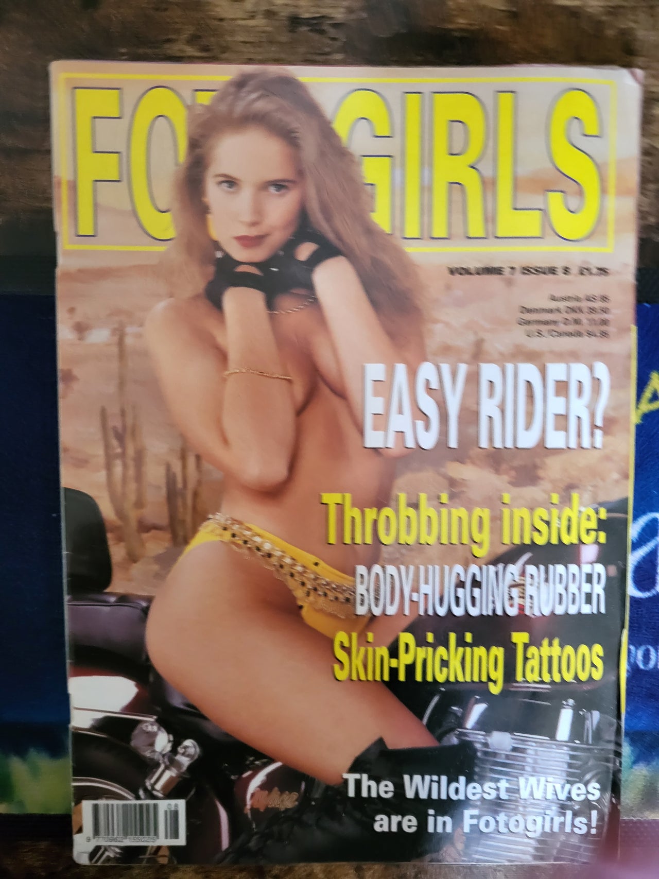 Fotogirls Magazine Vol 7 No 8