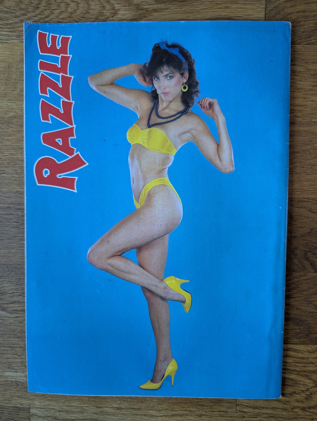 Razzle Magazine Vol 4 No 24
