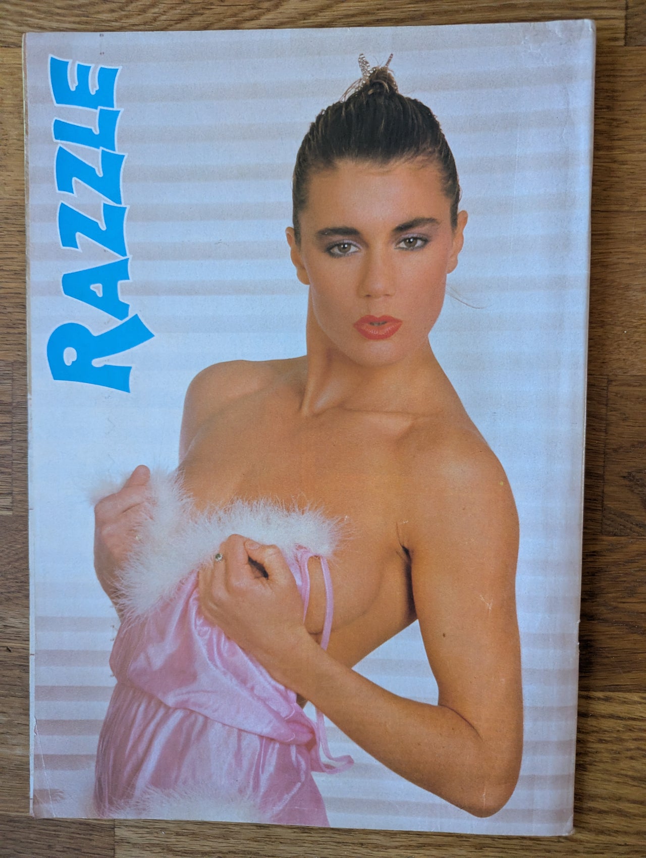 Razzle Magazine Vol 5 No 7