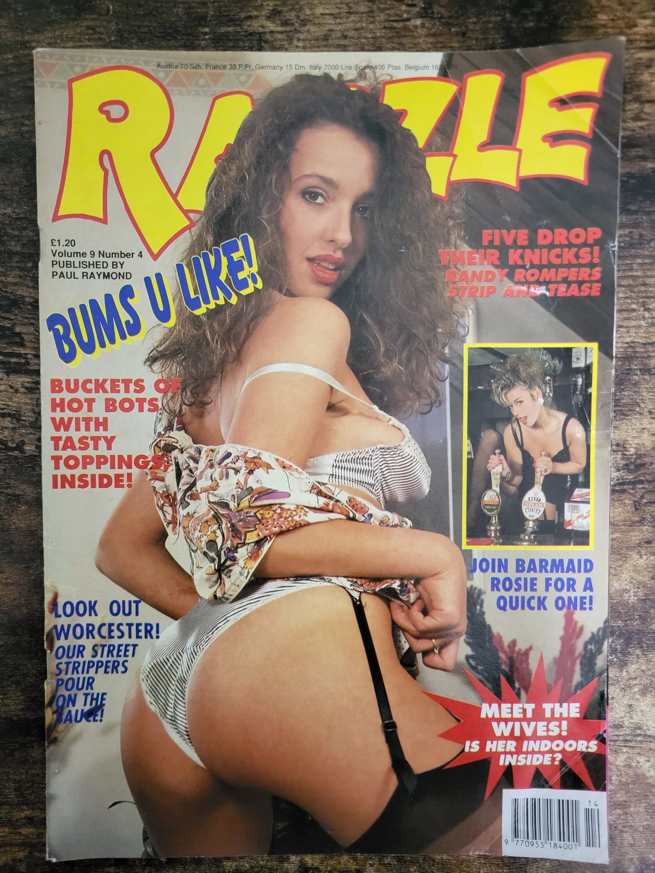 Razzle Magazine Vol 9 No 4