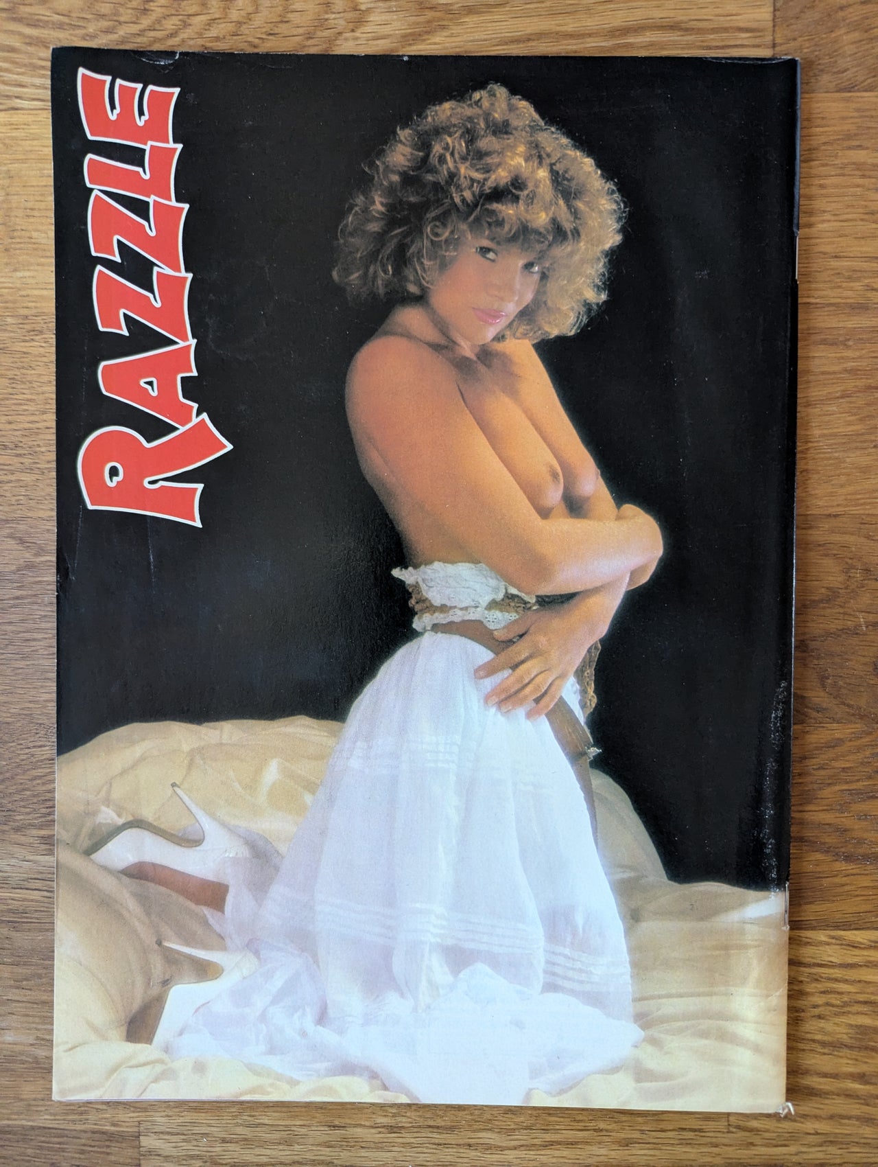 Razzle Magazine Vol 5 No 21
