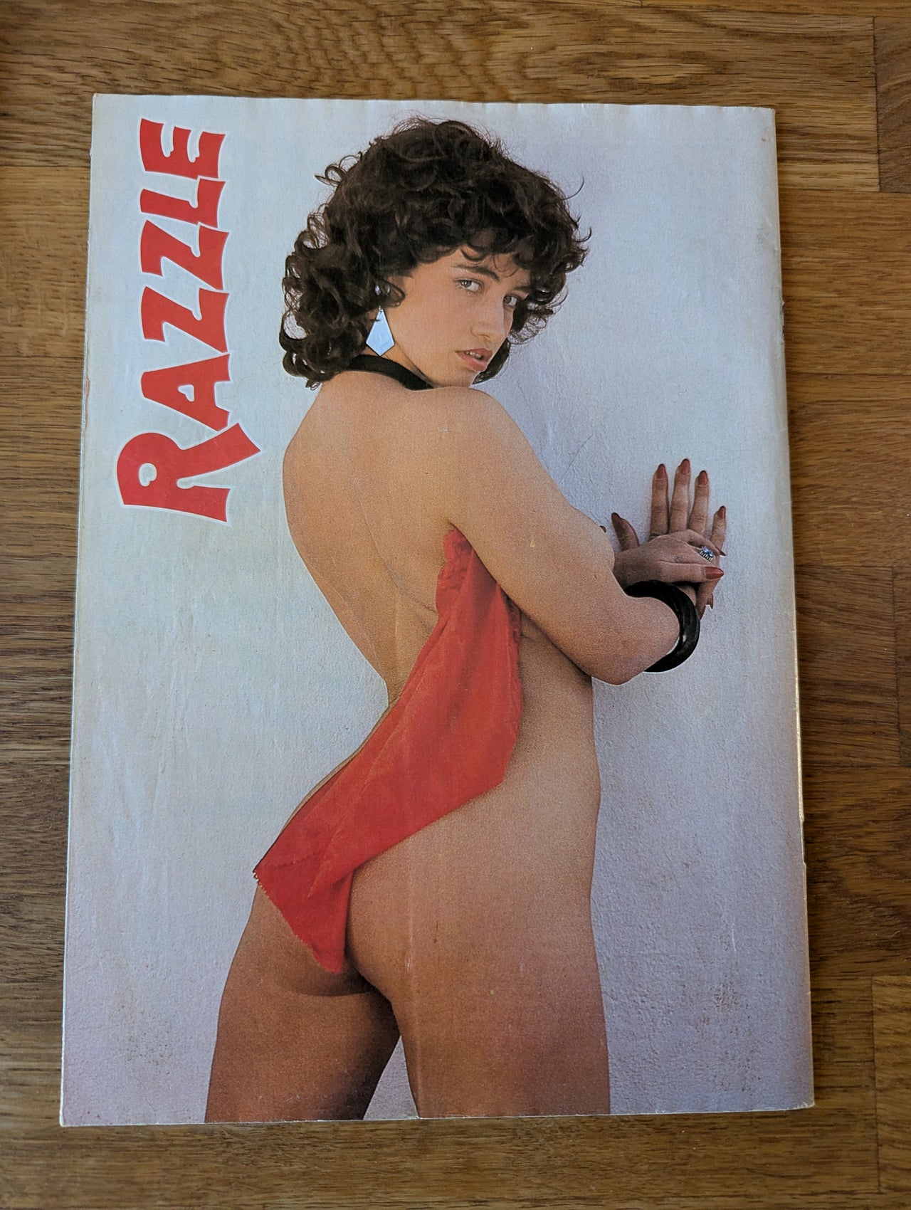 Razzle Magazine Vol 5 No 17 (featuring Debee Ashby) in