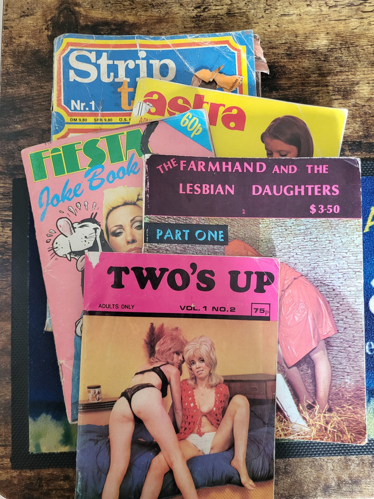 5 × Random Small Format Magazines Various conditions