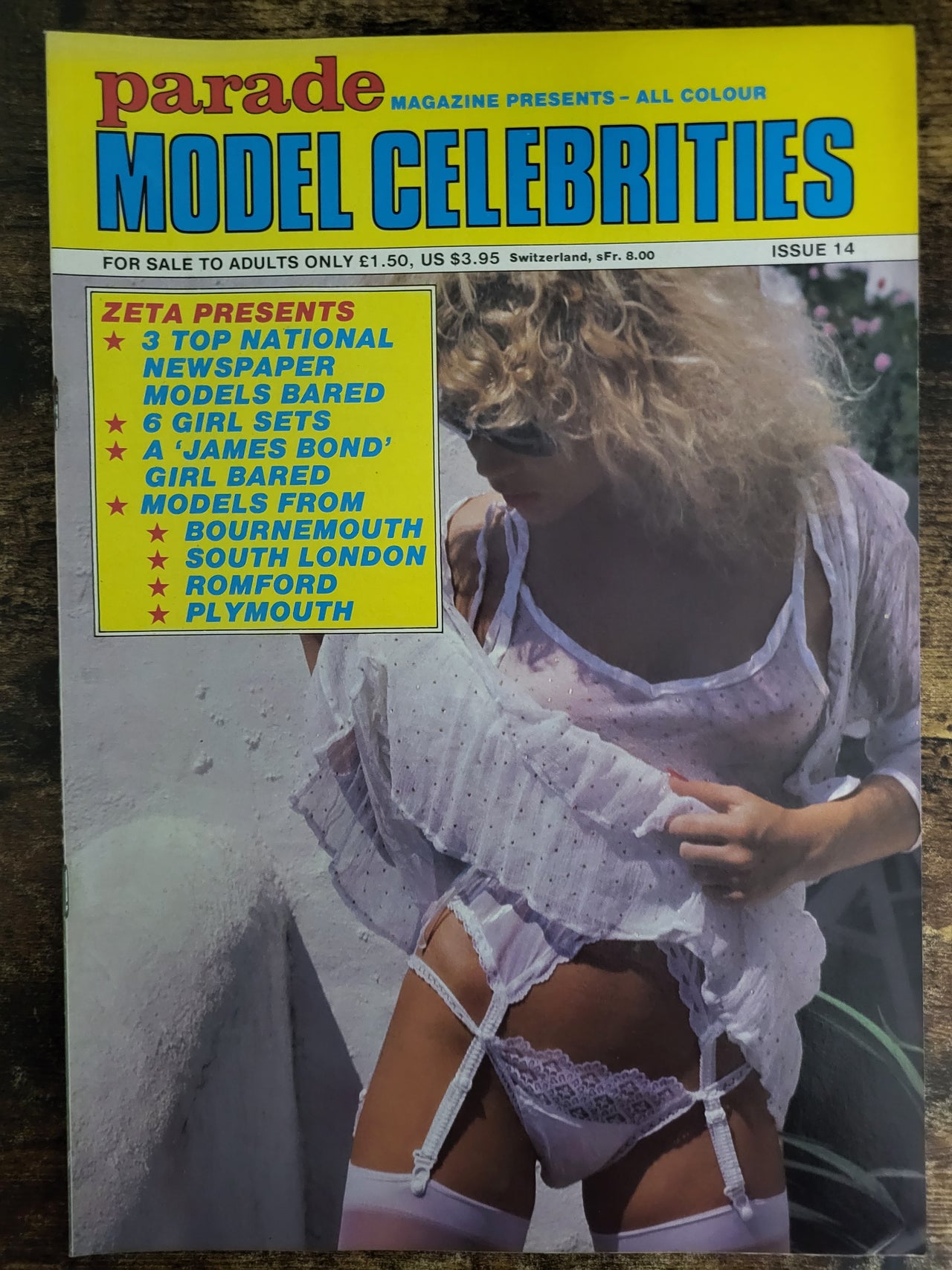 Parade Model Celebrities Magazine No 14