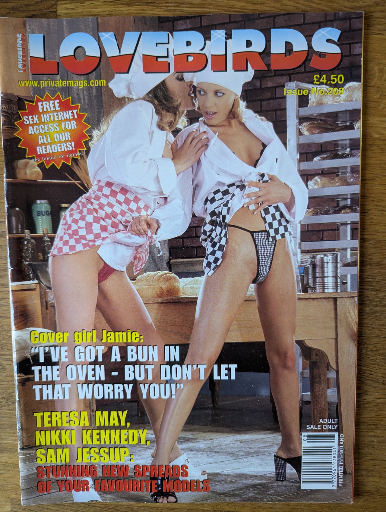Lovebirds Magazine No 208 ... Featuring Teresa May in Lesbian Romp